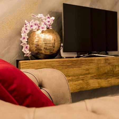 Vipverona Luxury Apartment - Royal Welcome Bagian luar foto