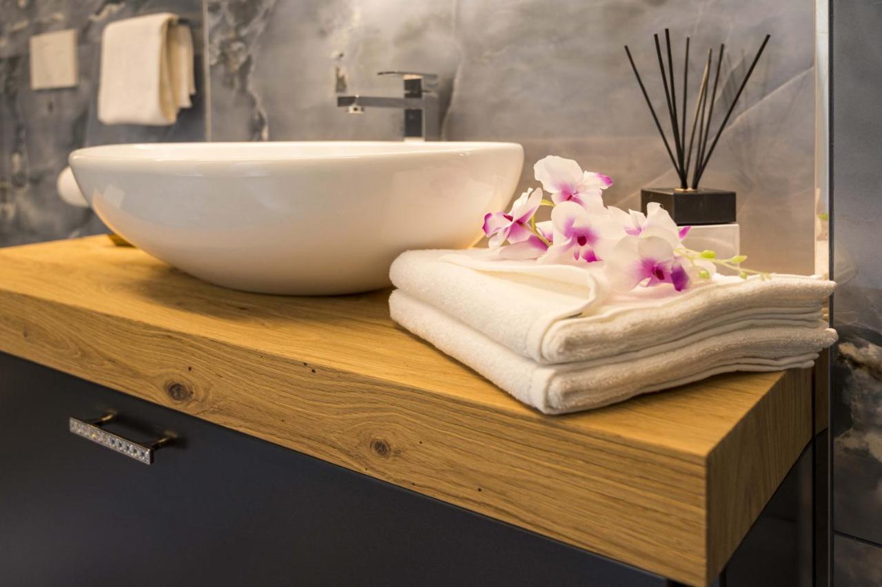Vipverona Luxury Apartment - Royal Welcome Bagian luar foto