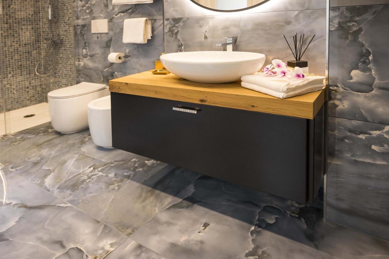 Vipverona Luxury Apartment - Royal Welcome Bagian luar foto