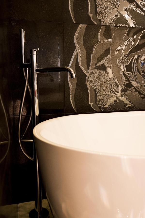 Vipverona Luxury Apartment - Royal Welcome Bagian luar foto