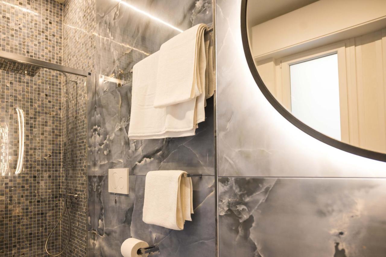 Vipverona Luxury Apartment - Royal Welcome Bagian luar foto